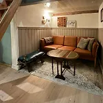 Historic Cannon House From 1777 On Laeso Tatil Evi Byrum