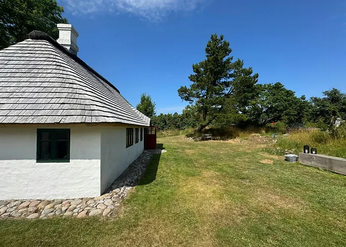 Historic Cannon House From 1777 On Laeso